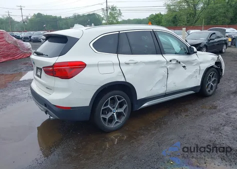 2018 BMW X1 xDrive28I z USA, uszkodzony, nr VIN WBXHT3C38J5L31322